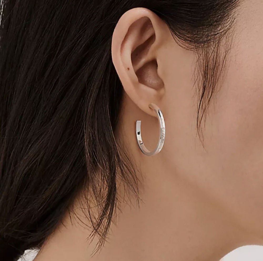 ❌‼SOLD‼❌-Tiffany 1837 Hoop Earrings w/COA (online)
